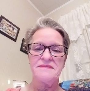 Meet your Posher, Debra